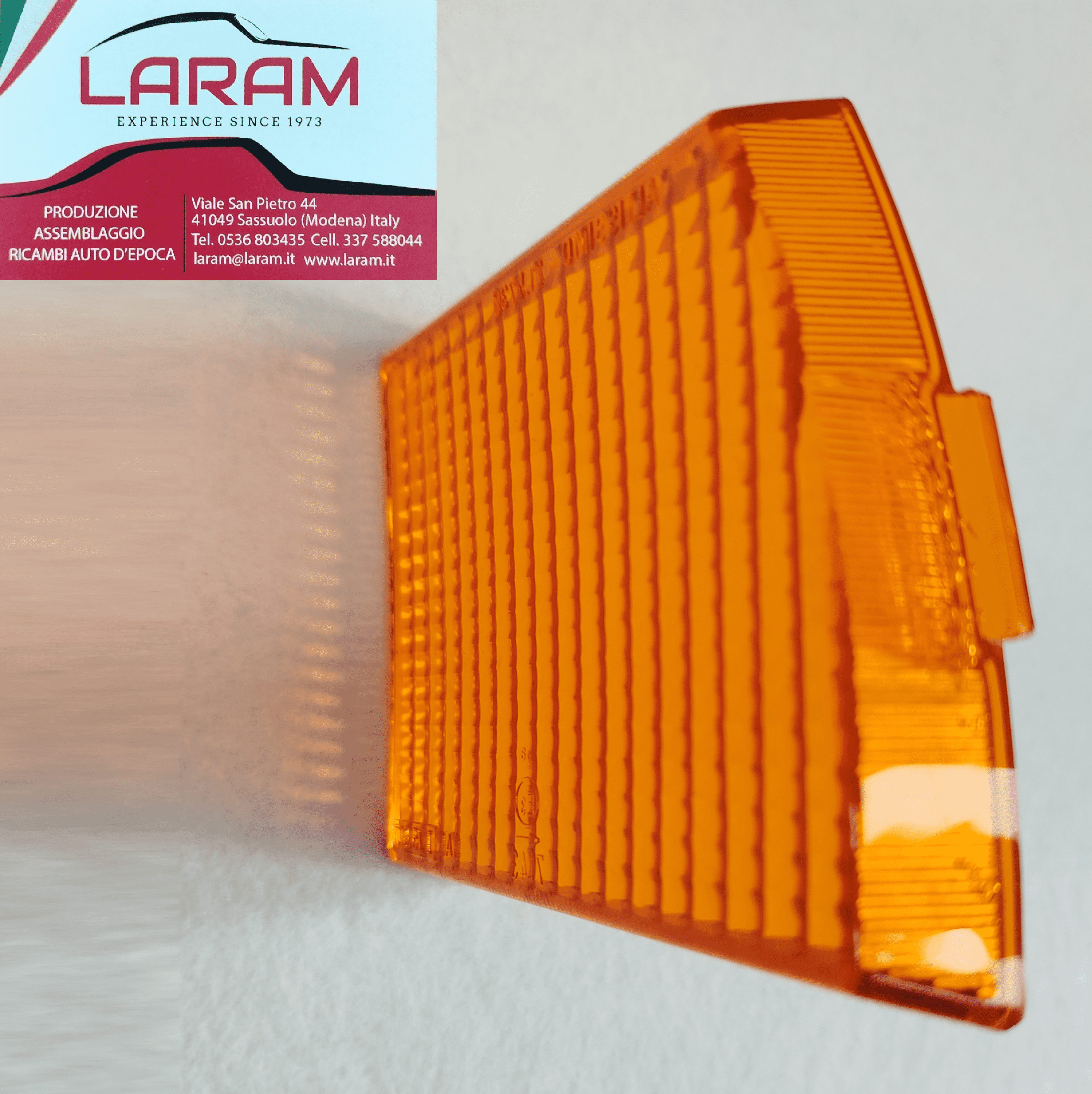 Plastica arancio fanale posteriore dx altissimo A.R. 105/115 spider 70-82